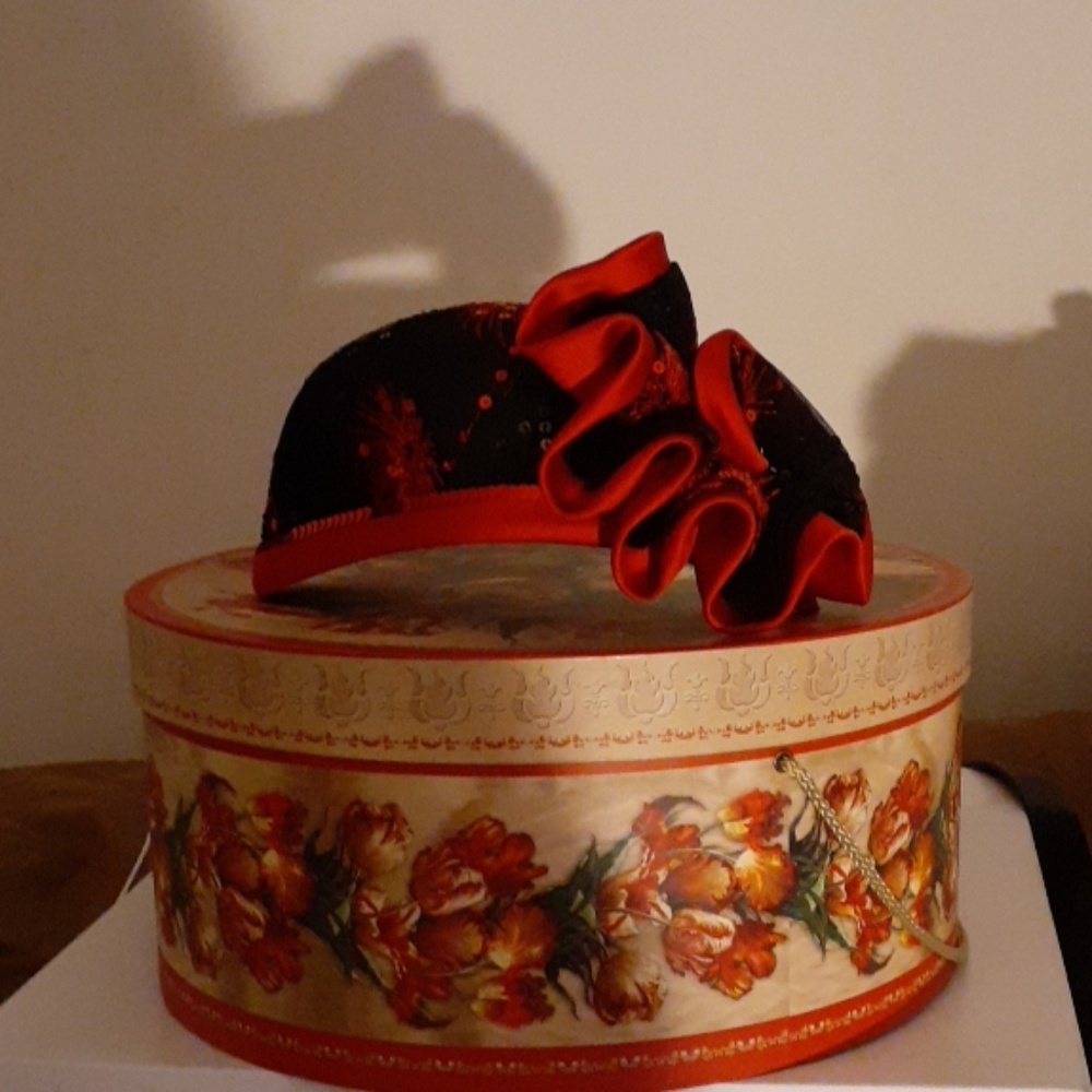 Mr Hi's Classic Hat